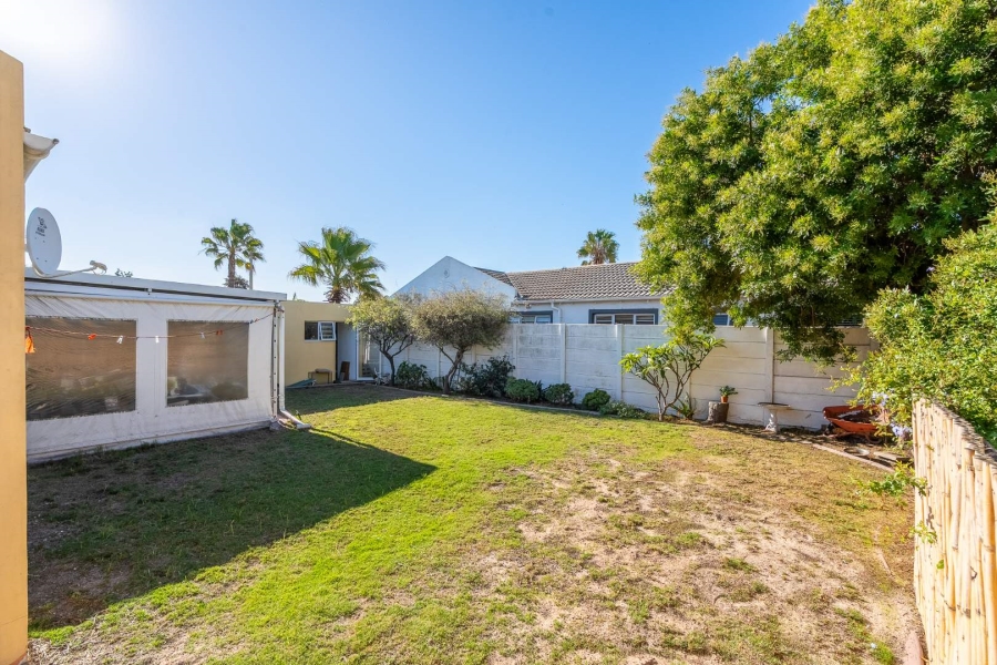 3 Bedroom Property for Sale in Edgemead Western Cape